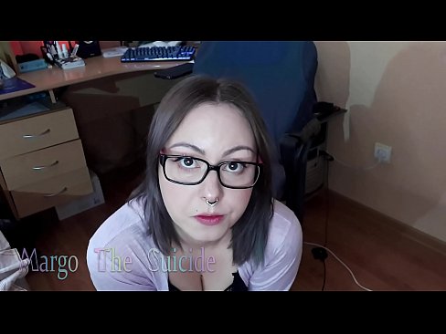 ❤️ Fata sexy cu ochelari suge adânc Dildo în fața camerei de filmat ❤️  at ro.kassa-standupbar.ru